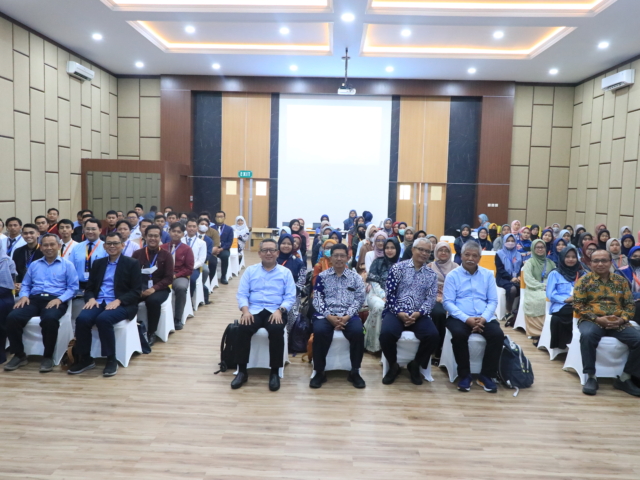 Dosen dan Tenaga Kependidikan UII Ikuti Sekolah Kepemimpinan Universitas Islam Indonesia Tahun 2023