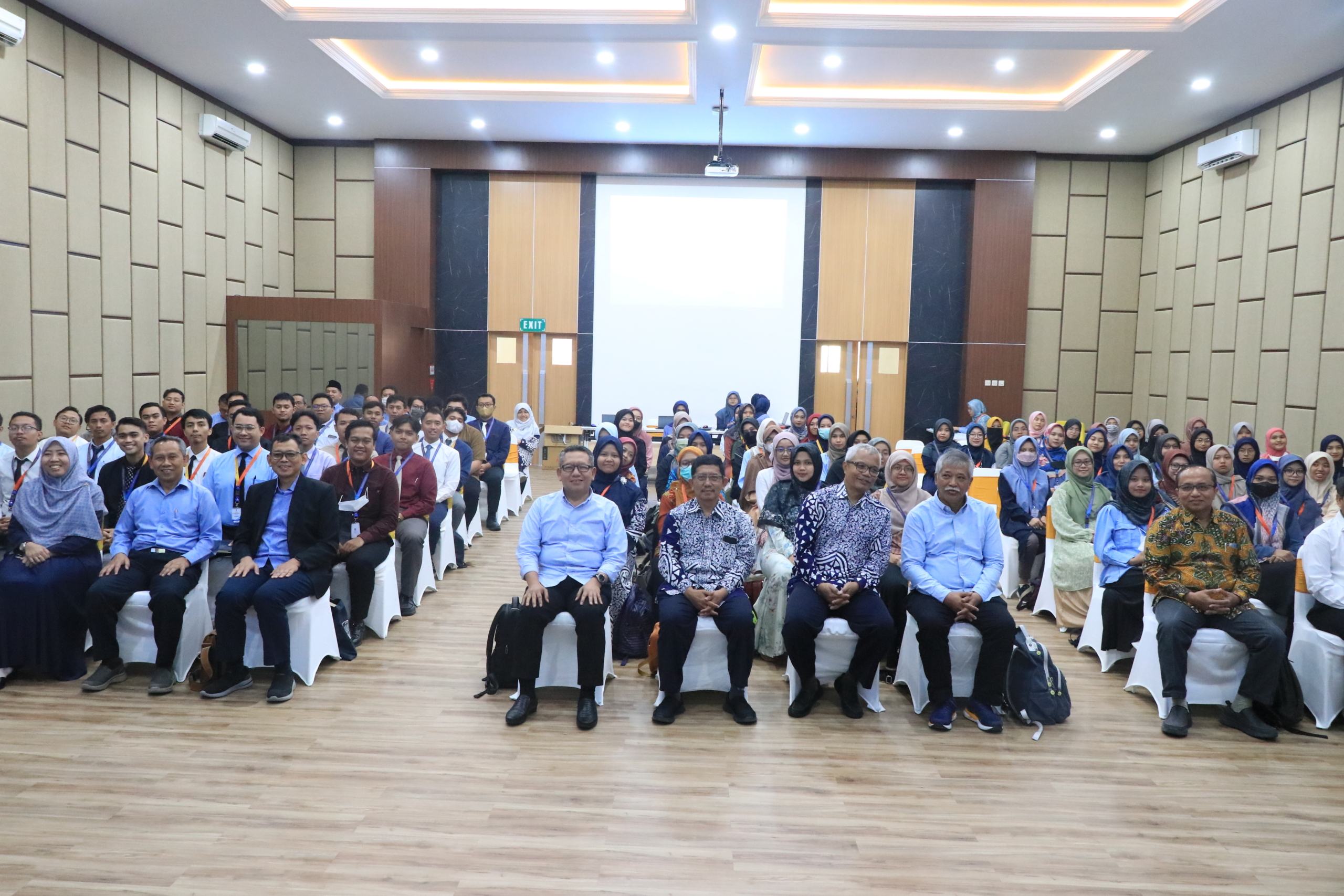 Dosen dan Tenaga Kependidikan UII Ikuti Sekolah Kepemimpinan Universitas Islam Indonesia Tahun 2023