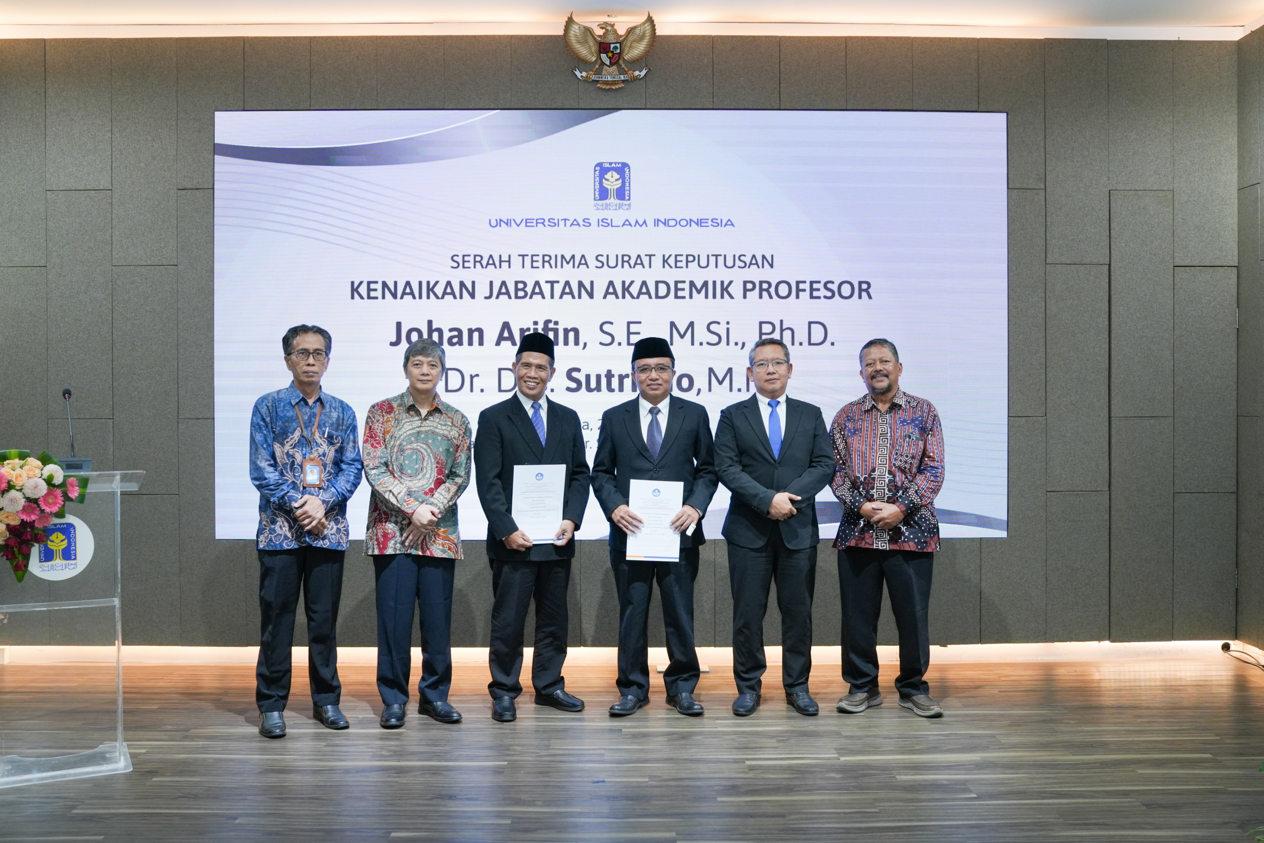 UII Tambah Dua Guru Besar Bidang Akuntansi Sektor Publik dan Manajemen Keuangan