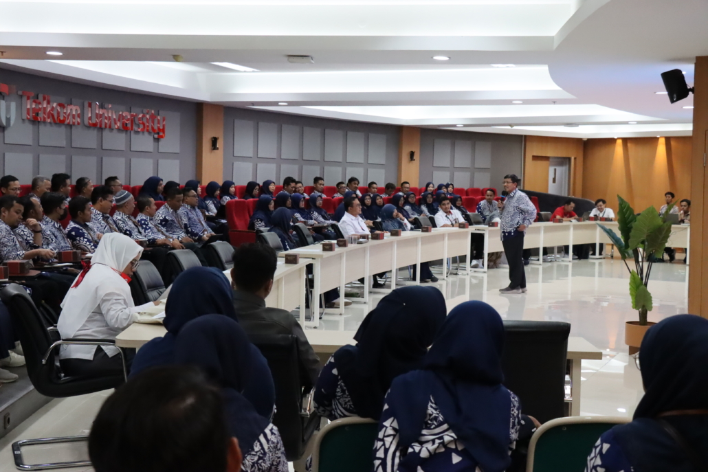 Dokumentasi di Kampus Pusat Telkom University Bandung