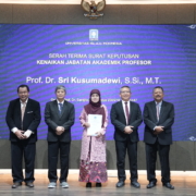 Serah Terima SKGB Dr. Sri Kusumadewi