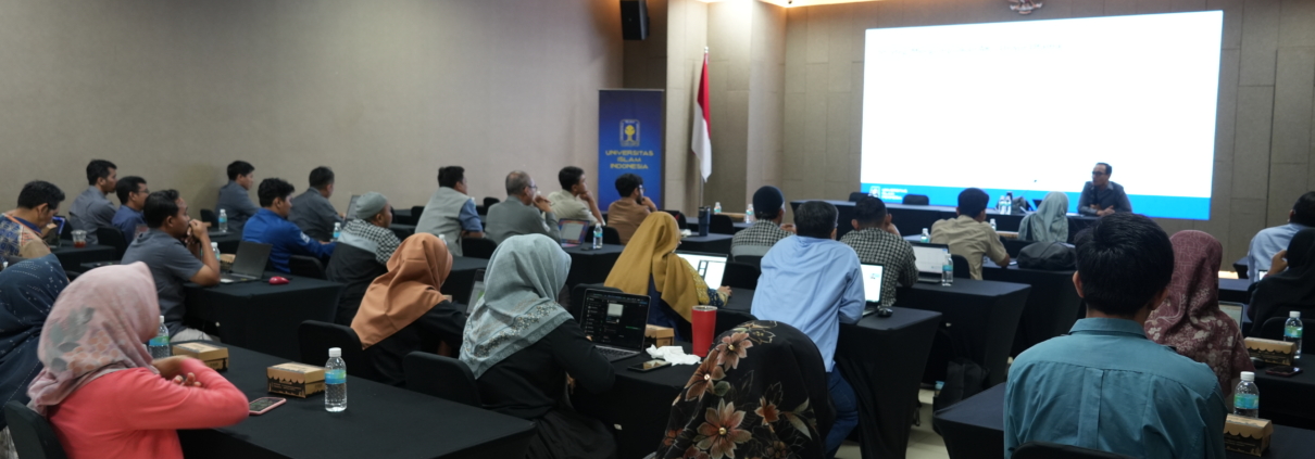 Peserta mengikuti Workshop Pranata Teknologi Informasi UII di GKU Prof Sardjito