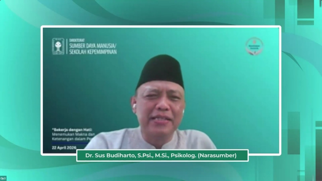Materi dipaparkan langsung oleh narasumber, Dr. Sus Budiharto